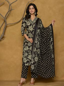 MEENA BAZAAR - Black Floral Embroidered Kurta with Pant and Dupatta