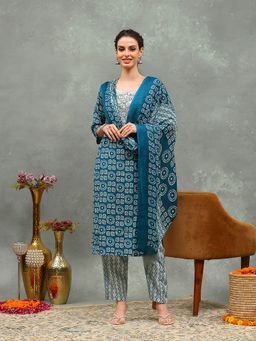 MEENA BAZAAR - Blue Printed Thread Work Kurta with Pant and Dupatta