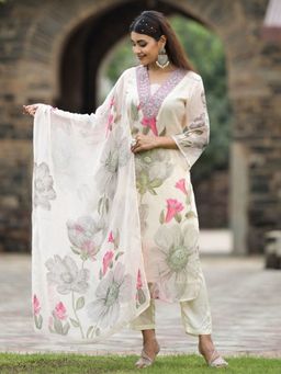 MEENA BAZAAR - Cream Floral Thread Work Kurta with Pant and Dupatta