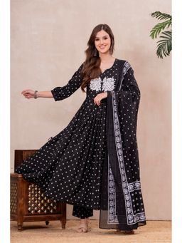 MIZAZJAIPUR - Black Floral Thread Work Anarkali Kurta With Pant And Dupatta