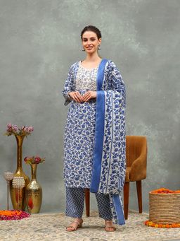 MEENA BAZAAR - Blue Round Neck Floral Printed Kurta with Pant and Dupatta