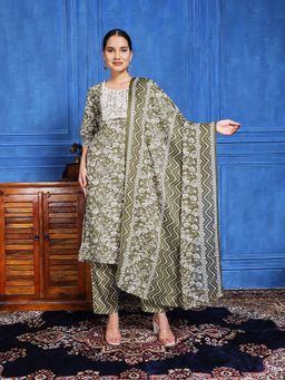 MEENA BAZAAR - Green Women Floral Printed Kurta with Pant and Dupatta