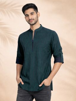 JBN Creation - Men Green Cotton Self-Texture Strip Short Kurta