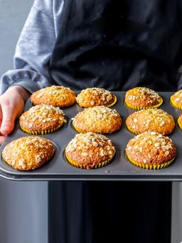 MasterClass - 12 Hole Muffin Tray For thinKitchen, PFOA Non Stick, Cupcake Tin, Grey