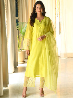 Urbanstree - Surabhi Kurta with Pant & Dupatta (Set of 3)