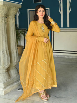 Urbanstree - Haya Anarkali Kurta with Pant & Dupatta (Set of 3)