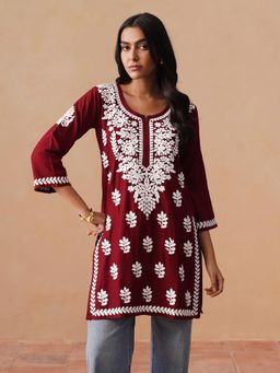Sazrika - Maroon Rayon Chikankari Embroidered Comfortable Stylish Kurti
