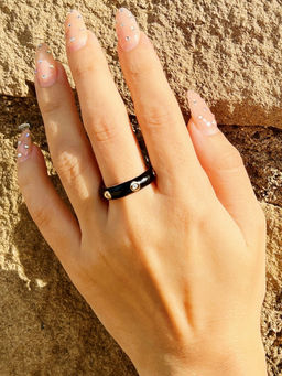 Pipa Bella by Nykaa Fashion - Black Enamel Stone Embellished Ring