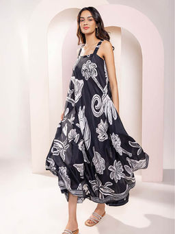 Poppi - Chalk Printed Loose Fit Maxi Dress