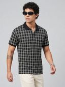 Black color option, Currently selected