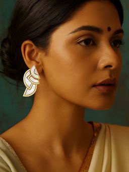 Digital Dress Room - White Fresh Water Pearl Earrings Embellished Design For Women