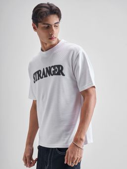 HIGHLANDER - Men White Round Neck Half Sleeve Relaxed Graphic T-Shirt