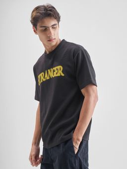 HIGHLANDER - Men Black Round Neck Half Sleeve Relaxed Graphic T-Shirt