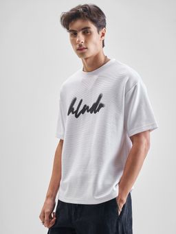 HIGHLANDER - Men White Round Neck Half Sleeve Relaxed Typography T-Shirt