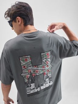 HIGHLANDER - Men Grey Round Neck Half Sleeve Oversized Drop Shoulder Graphic T-Shirt