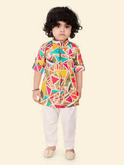 ETHNIKS NEURON - Boys Cotton Motif Long Sleeves Kurta and Pyjama (Set of 2)