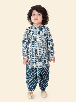 ETHNIKS NEURON - Boys Foil Motif Print with Long Sleeve Kurta and Dhoti (Set of 2)