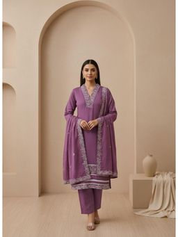 Gahan - Embroidered V-Neck Kurta & Pant with Dupatta