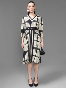 Kazo - Viscose A-Line Casual Dress with Belt