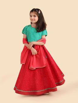 Fabindia - Girls Red Floral Printed Cotton Flared Lehenga Choli & Dupatta