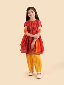 Fabindia - Girls Red And Orange Silk Blend Straight Kurta & Salwar Pant With Dupatta