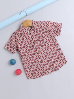 The Magic Wand - Half Sleeve Block Printed Shirt - Maroon
