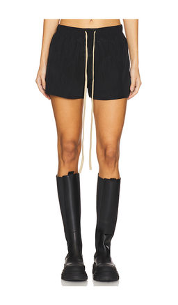 Fear of God ESSENTIALS - Running Short