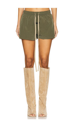 Fear of God ESSENTIALS - Running Short