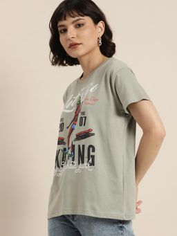 Difference of Opinion - Grey Boxy Regular T-Shirt