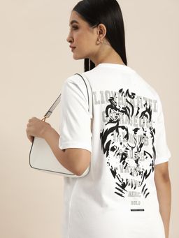 Difference of Opinion - White Graphic Oversized T-Shirt