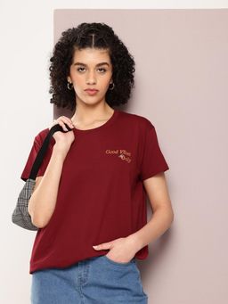 DILLINGER - Maroon Typographic Boxy Regular T-Shirt