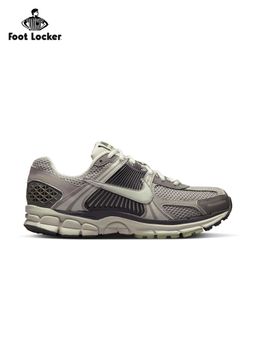 Nike - Women Zoom Vomero 5 Running Shoes