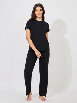 Styli - Women Solid Cotton T-Shirt with Pyjama (Set of 2)