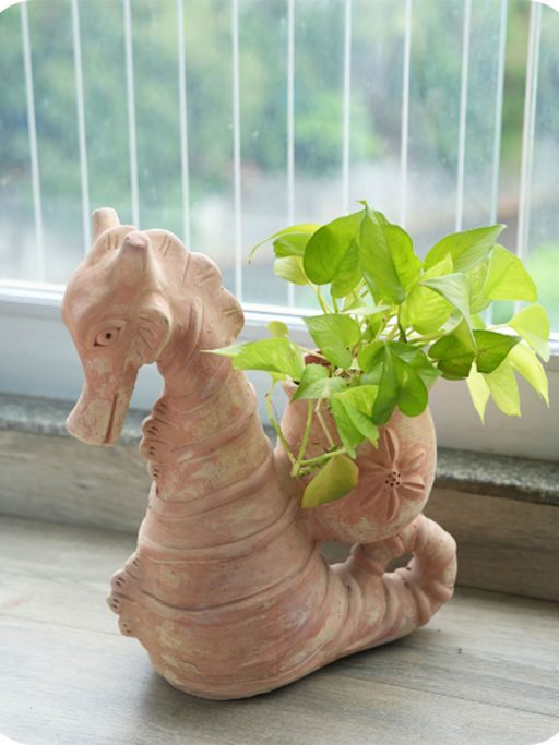Swadeh Seashell Seahorse Planter