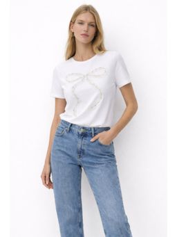 Cover Story - White Embellished T-Shirt