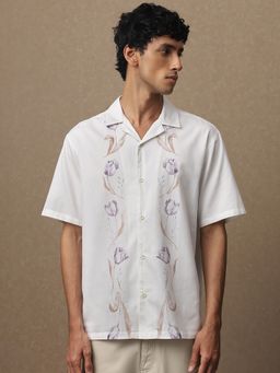 Mufti - Men Off White Floral Loose Fit Shirt