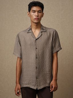 Mufti - Men Taupe Textured Loose Fit Shirt