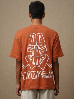 Mufti - Men Khaki Graphic Loose Fit T-Shirt