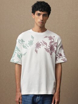 Mufti - Men Off White Graphic Loose Fit T-Shirt