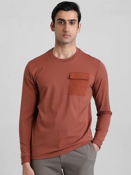 Mufti - Men Brown Solid Slim Fit T-Shirt