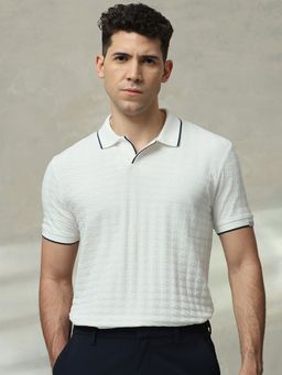 Mufti - Men White Textured Slim Fit Polo T-Shirt
