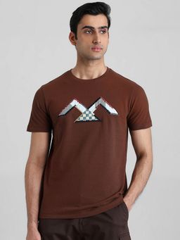 Mufti - Men Brown Graphic Slim Fit T-Shirt