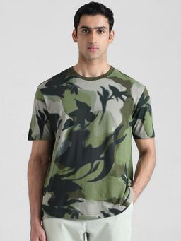 Mufti - Men Olive Camouflage Regular Fit T-Shirt