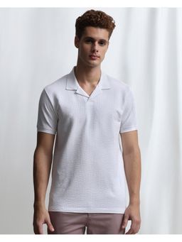Mufti - Men White Textured Slim Fit Polo T-Shirt