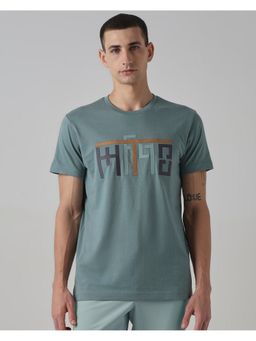 Mufti - Men Green Solid Slim Fit T-Shirt