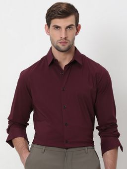 Mufti - Men Maroon Solid Slim Fit Shirt
