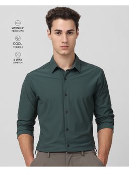 Mufti - Men Green Solid Slim Fit Shirt