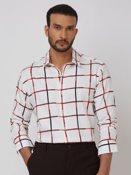 Mufti - Men White Checks Slim Fit Shirt