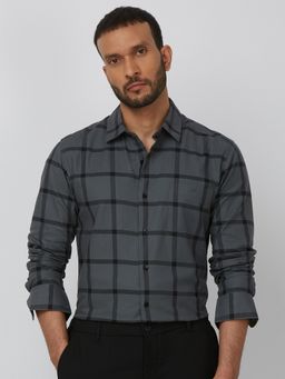 Mufti - Men Grey Checks Slim Fit Shirt