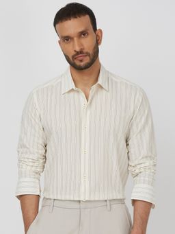 Mufti - Men Off White Stripes Slim Fit Shirt